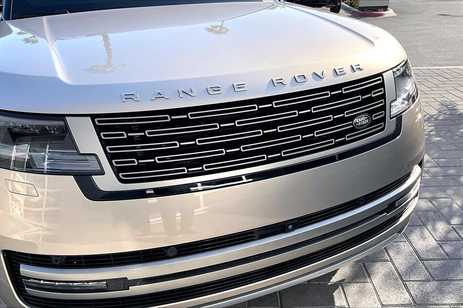 Certified 2024 Land Rover Range Rover SE AWD/4WD image 29