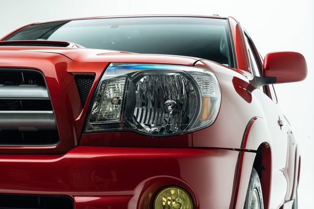 Used 2010 Toyota Tacoma X-Runner RWD image 11