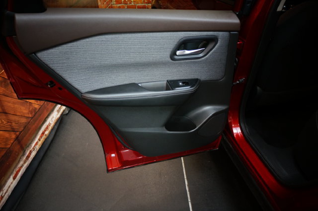 Certified 2023 Nissan Rogue SV AWD/4WD image 36
