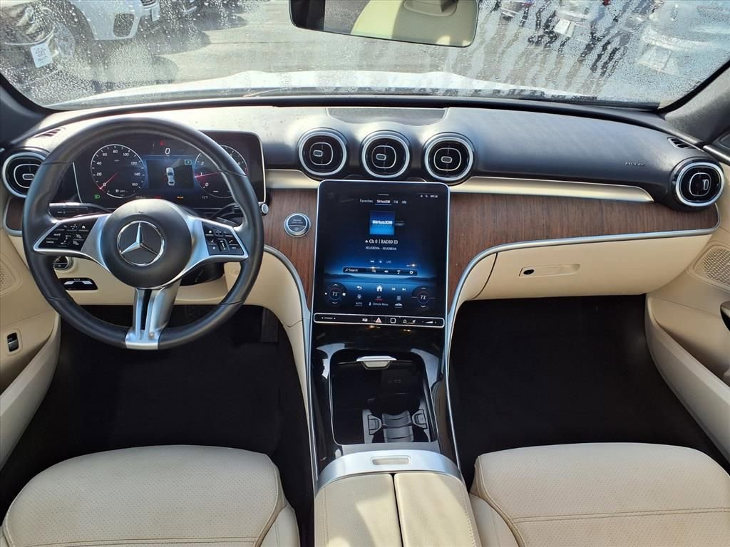 Used 2023 Mercedes-Benz C 300 4MATIC Sedan image 3