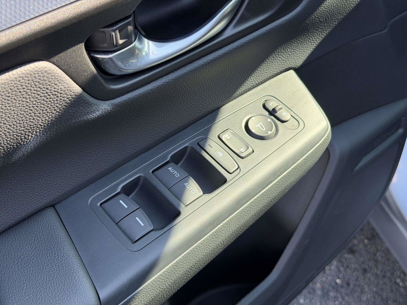 Certified 2026 Honda CR-V Sport image 7