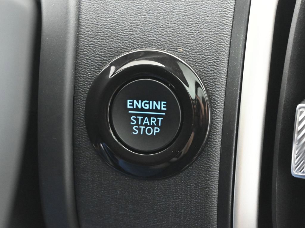 Certified 2025 Ford Expedition Active image 14