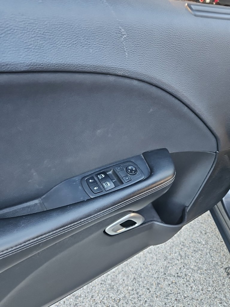 Used 2019 Dodge Challenger SXT RWD image 11