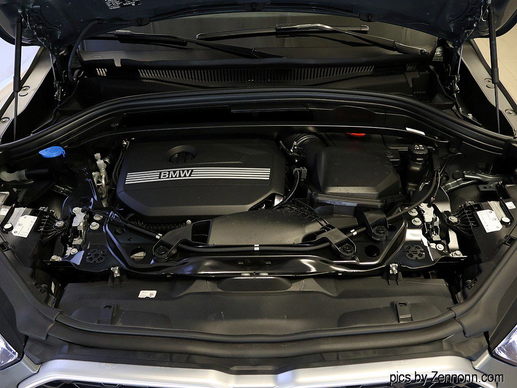 Certified 2025 BMW X2 xDrive28i AWD/4WD image 39