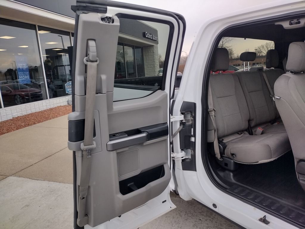 Used 2019 Ford F150 XLT w/ Trailer Tow Package image 10