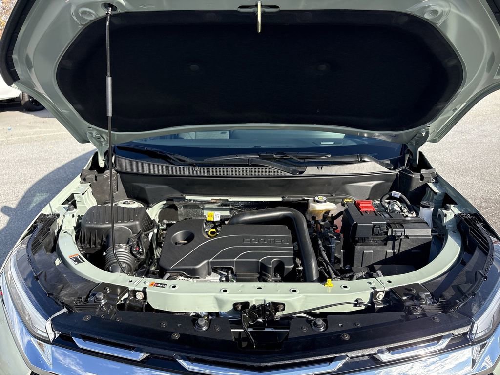 New 2026 Chevrolet Equinox LT w/ Safety and Technology Package image 31