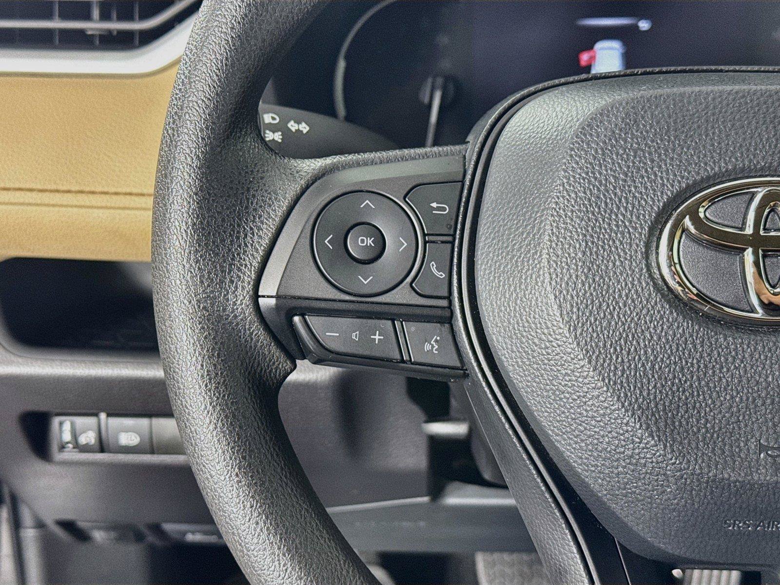 Certified 2025 Toyota RAV4 LE FWD image 17