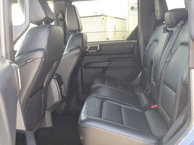 Used 2025 Ford Bronco Outer Banks image 24