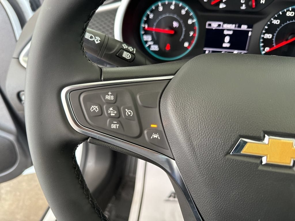 New 2025 Chevrolet Malibu RS FWD image 17
