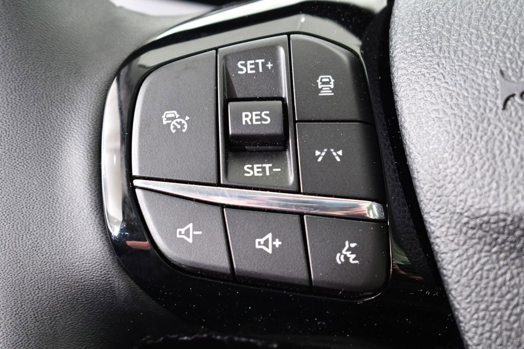 New 2026 Ford Escape SE w/ PHEV Premium Package FWD image 30