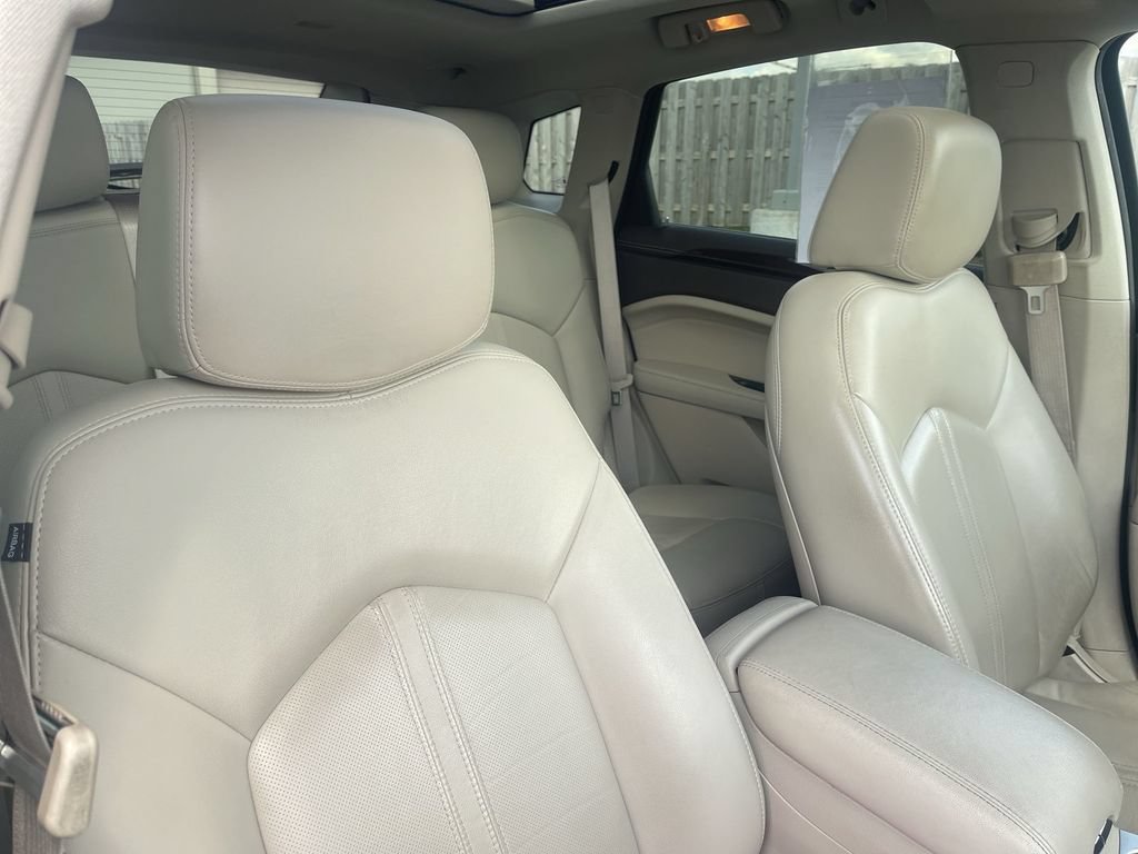 Used 2013 Cadillac SRX Performance w/ Driver Awareness Package FWD image 32