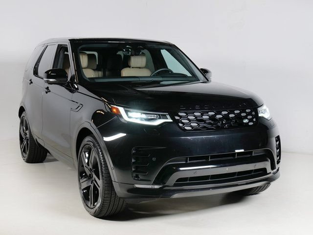 Certified 2025 Land Rover Discovery Dynamic SE AWD/4WD image 10