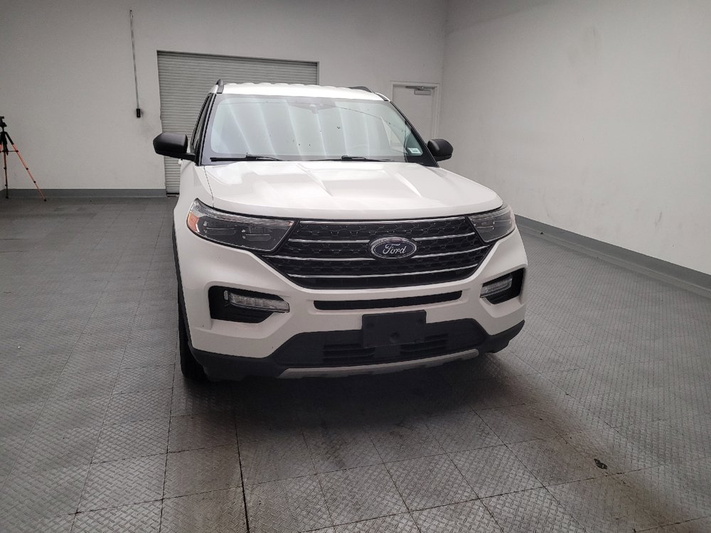 Used 2021 Ford Explorer XLT w/ Equipment Group 202A RWD image 14