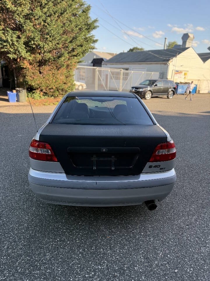 Used 2001 Volvo S40 FWD image 6
