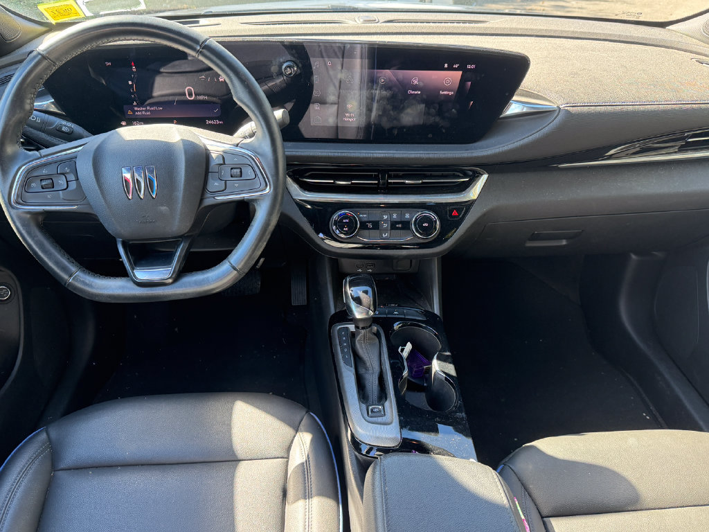 Used 2024 Buick Envista Sport Touring w/ Convenience II Package FWD image 12