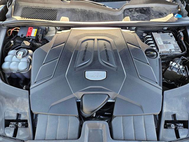 Used 2020 Porsche Cayenne image 23