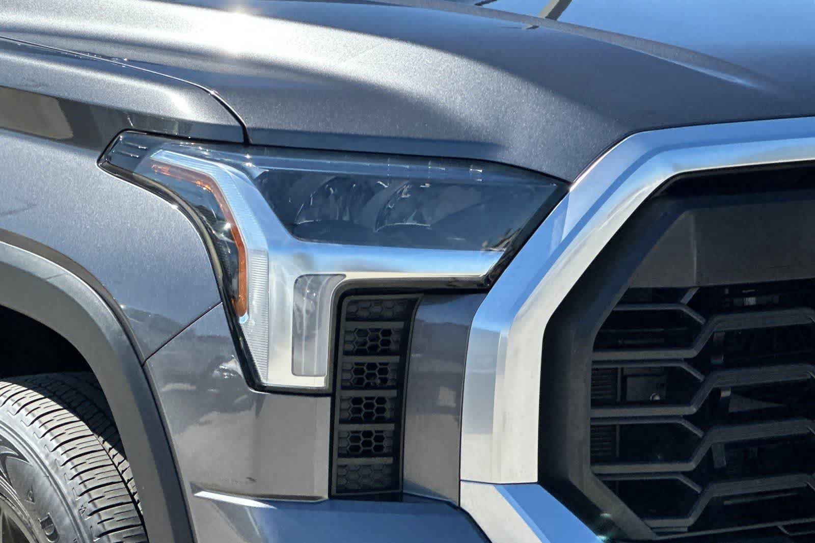 Used 2023 Toyota Tundra Limited w/ TRD Off-Road Package AWD/4WD image 33