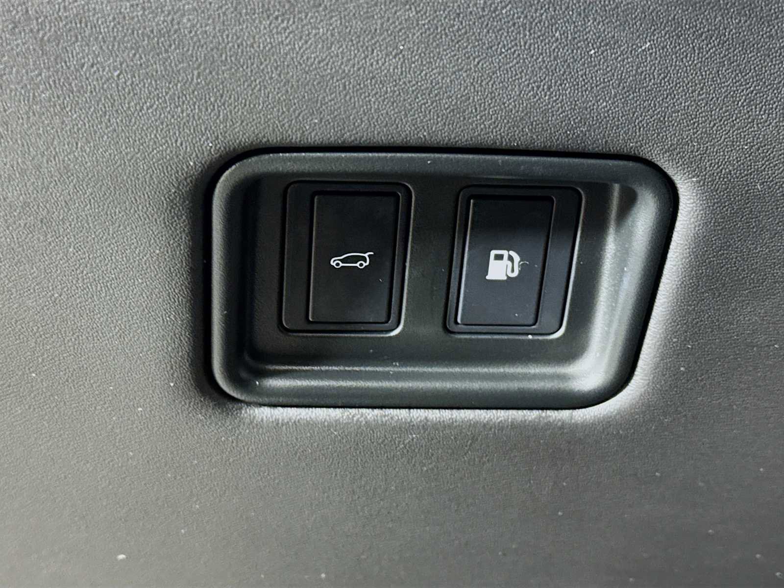 Certified 2025 Land Rover Range Rover Autobiography image 10