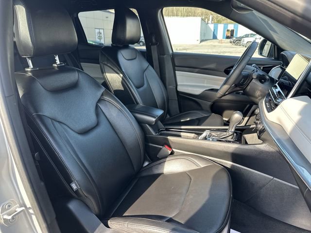 Used 2024 Jeep Compass Limited image 26