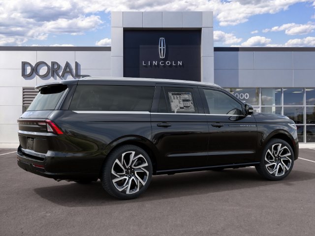 New 2027 Lincoln Navigator L Black Label AWD/4WD image 6