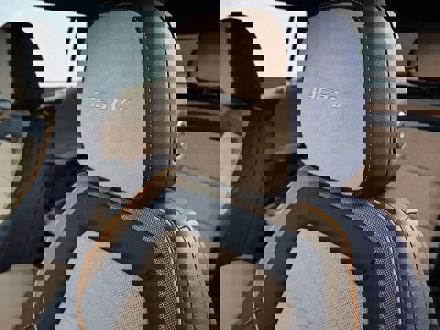 New 2026 Chevrolet Equinox ACTIV w/ Convenience Package III image 25