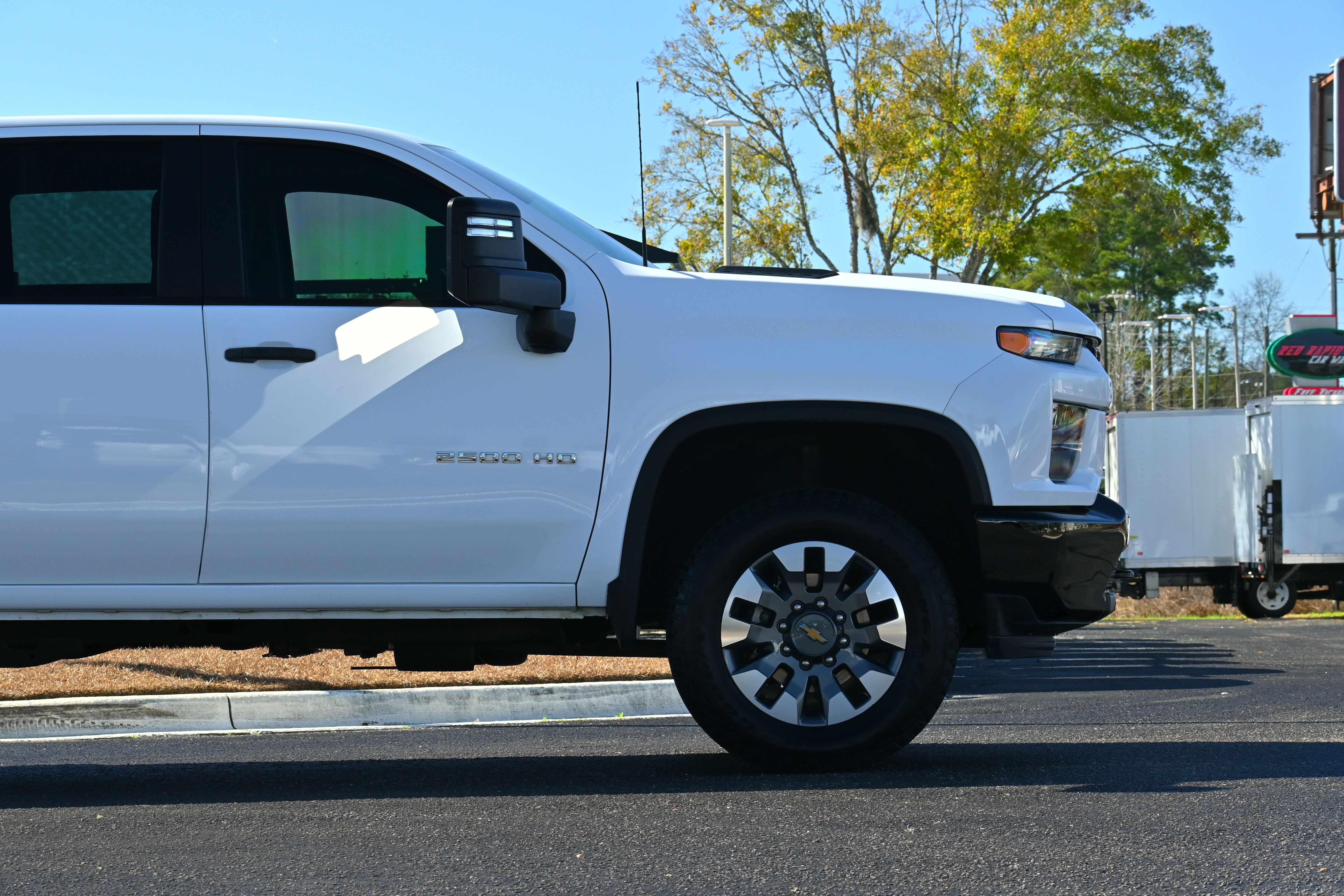 Used 2022 Chevrolet Silverado 2500 Custom w/ Custom Convenience Package image 6