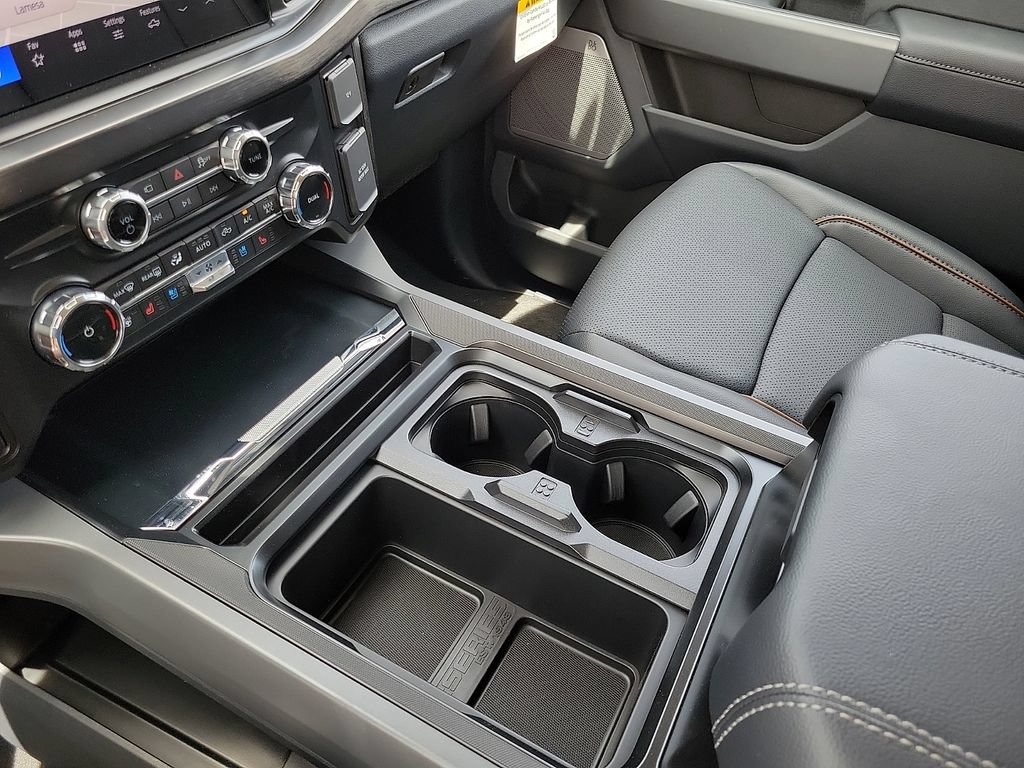 New 2026 Ford F250 Lariat w/ Black Appearance Package AWD/4WD image 25