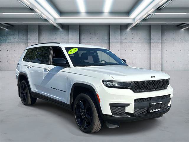 Used 2024 Jeep Grand Cherokee L Laredo AWD/4WD image 3