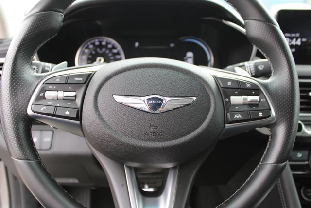 Used 2022 Genesis G70 2.0T RWD image 17