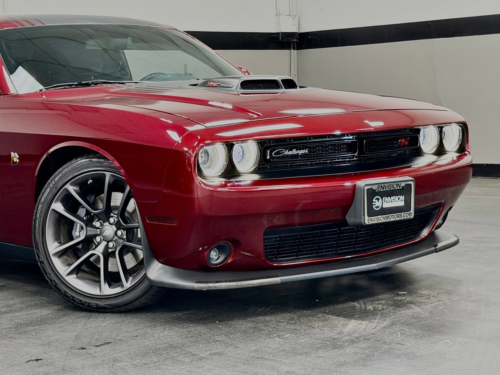 Used 2021 Dodge Challenger R/T Scat Pack w/ Shaker Package RWD image 3