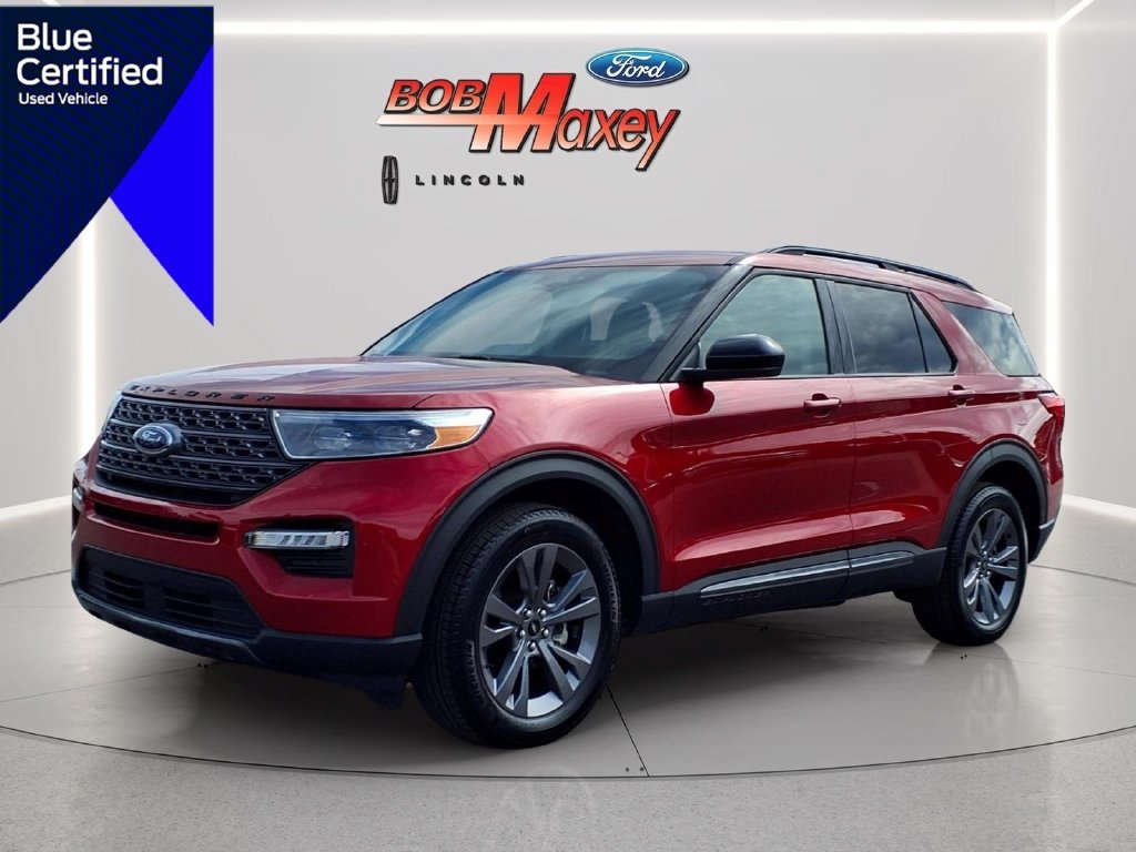 Used 2024 Ford Explorer XLT w/ Equipment Group 202A AWD/4WD image 1