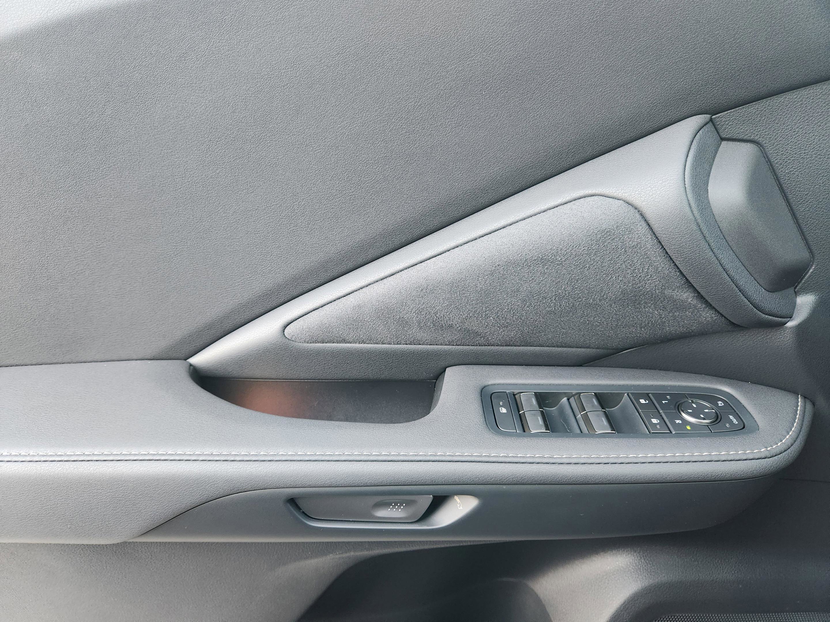 New 2026 Lexus TX 500h AWD image 16