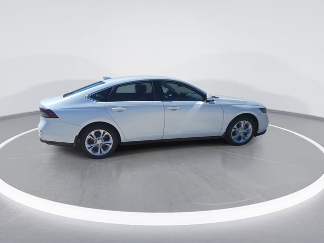 Used 2025 Honda Accord LX image 8