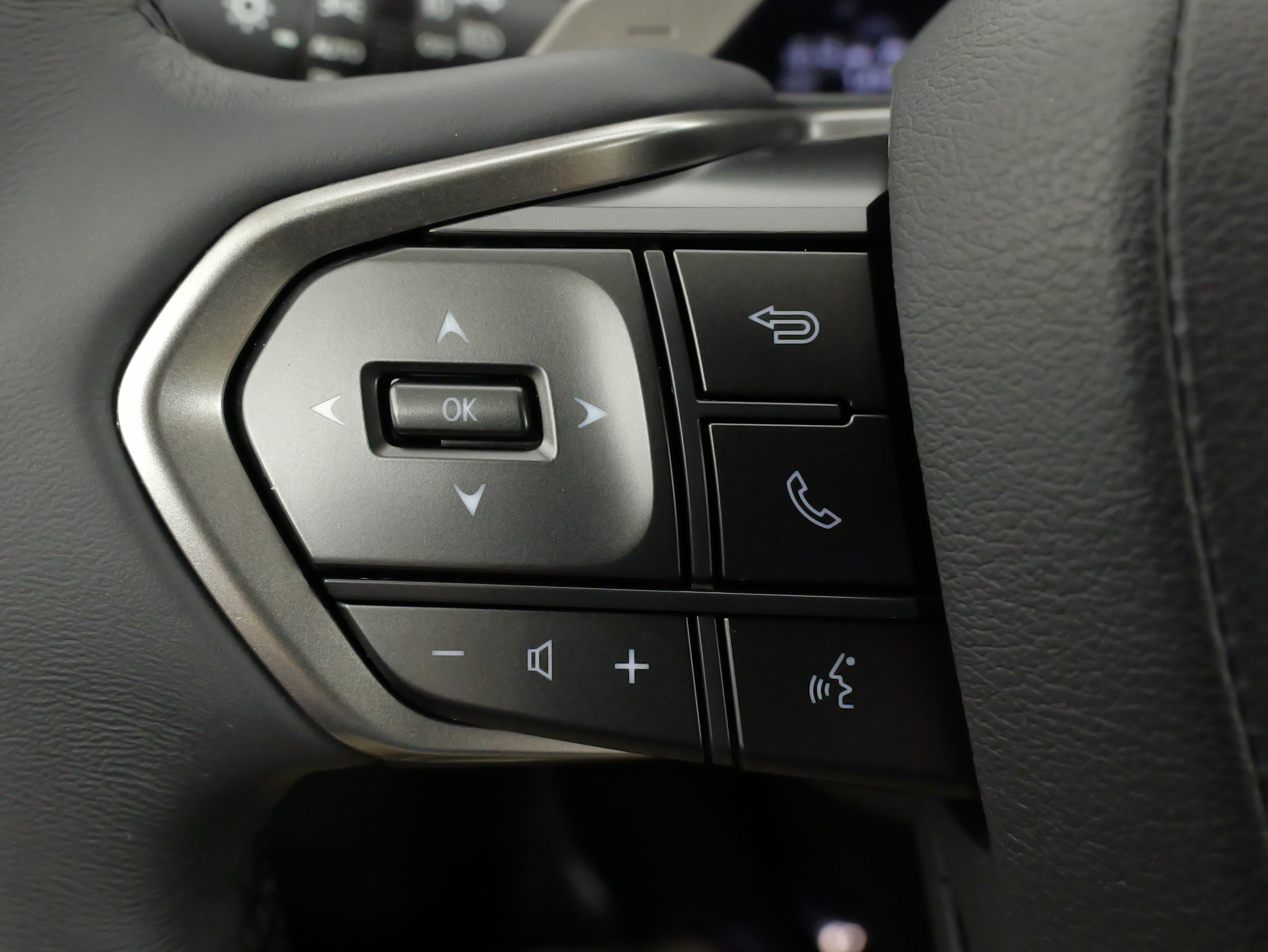 Used 2024 Lexus RX 350 Premium w/ Cold Area Package AWD/4WD image 43