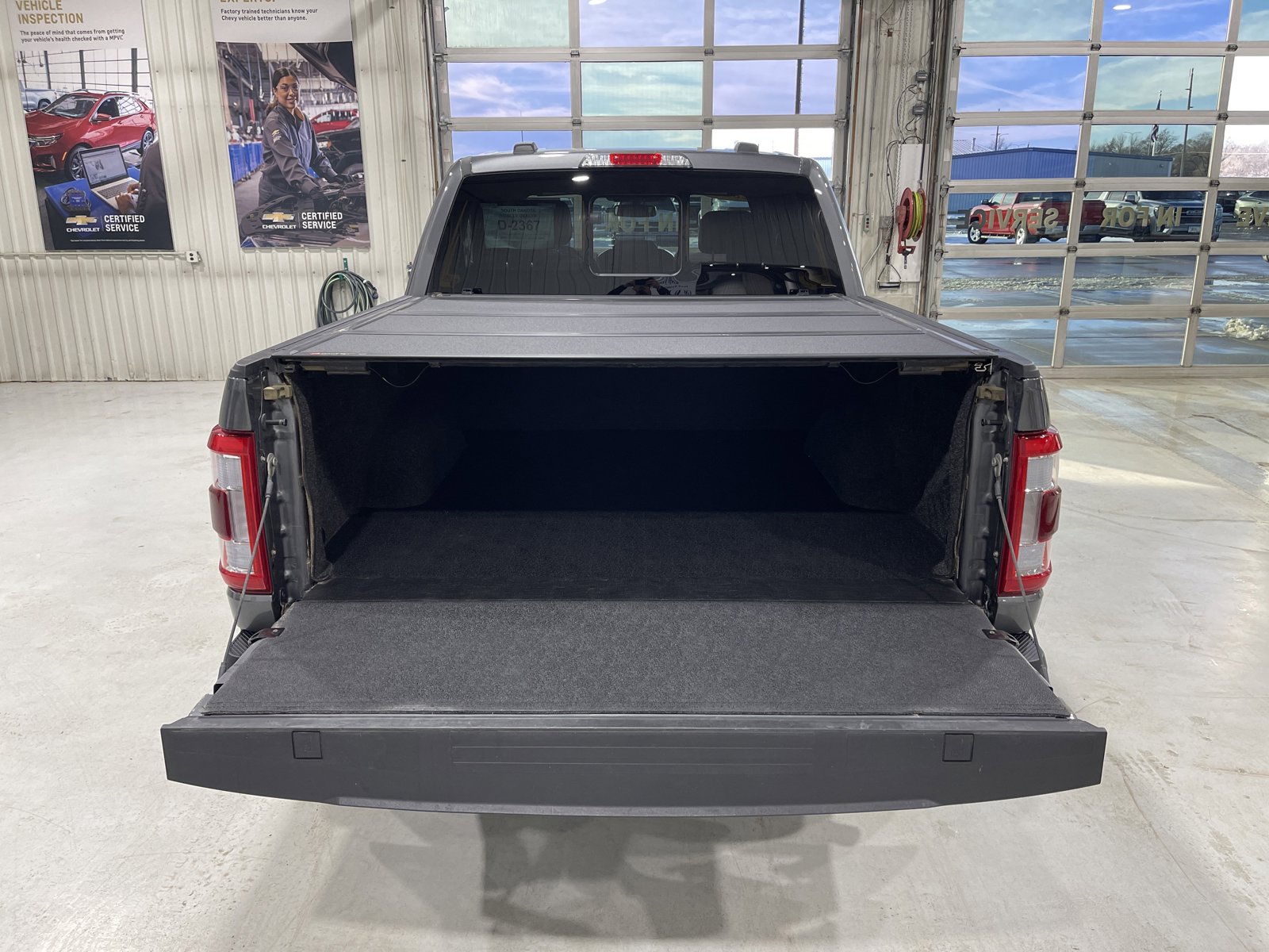 Used 2022 Ford F150 Lariat image 15