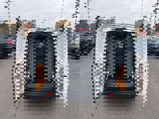 Used 2022 Ford Transit Connect XL image 12
