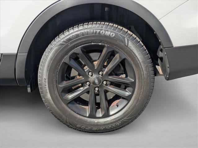 Used 2015 Ford Explorer XLT image 23