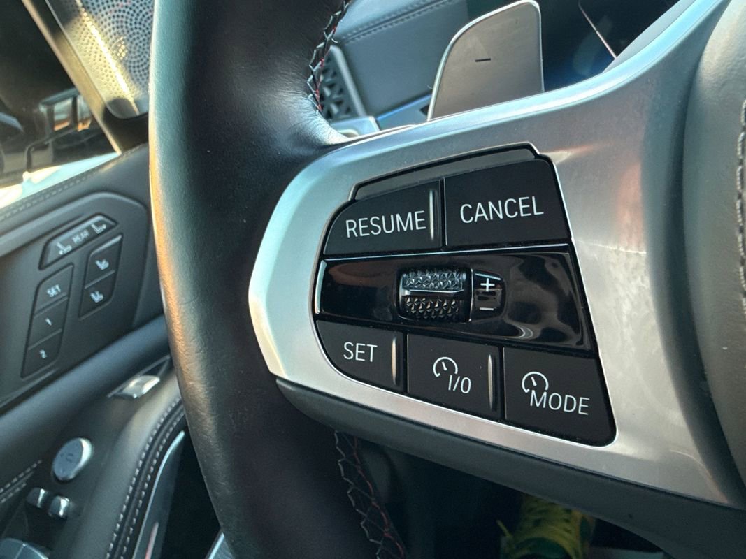 Used 2024 BMW X7 M60i w/ Executive Package image 32