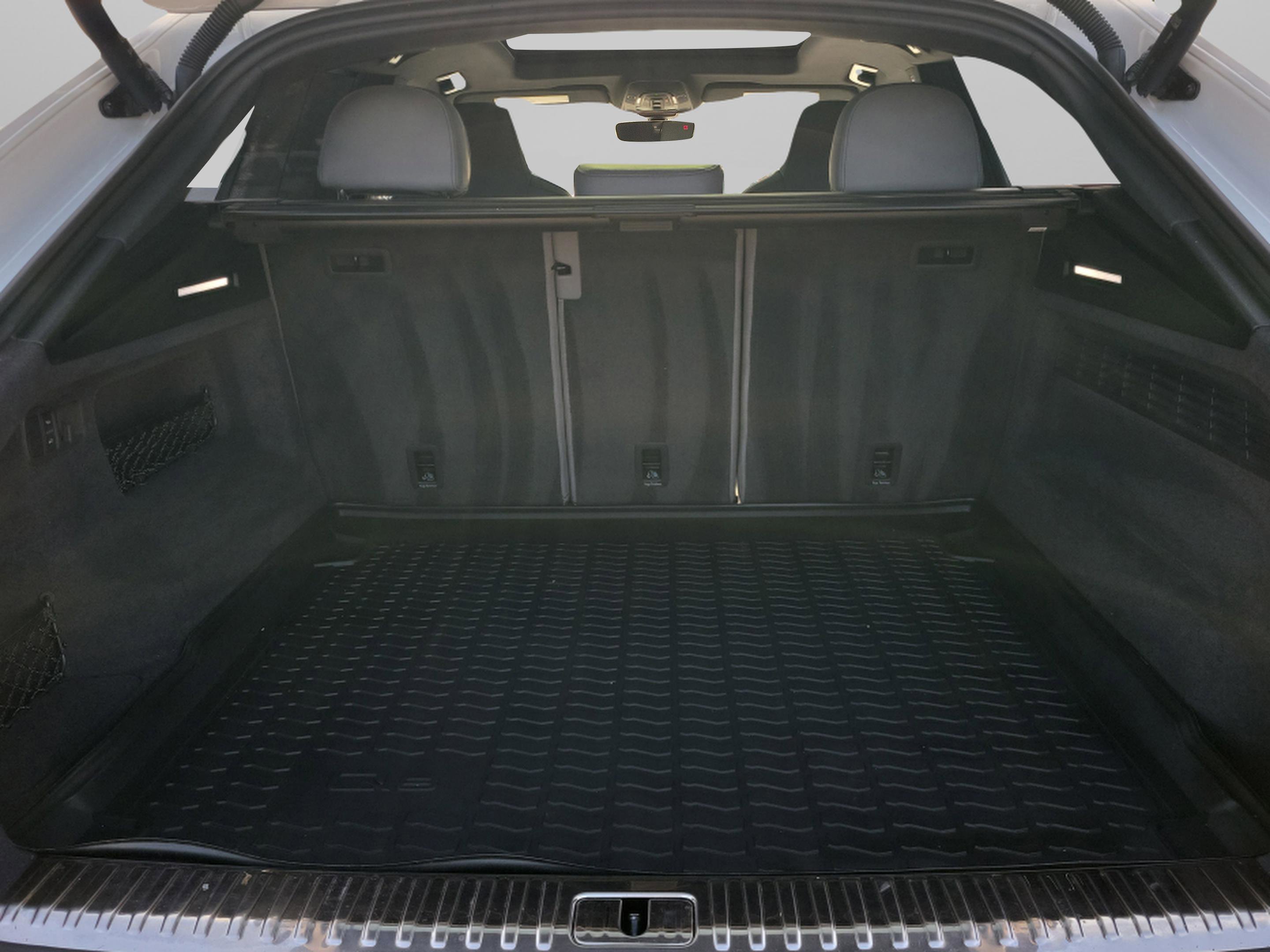 Used 2022 Audi SQ8 Prestige w/ Prestige Package image 54