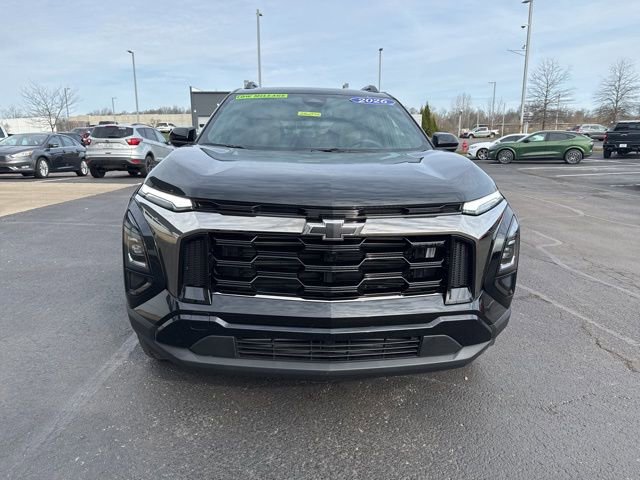 Used 2026 Chevrolet Equinox ACTIV image 3