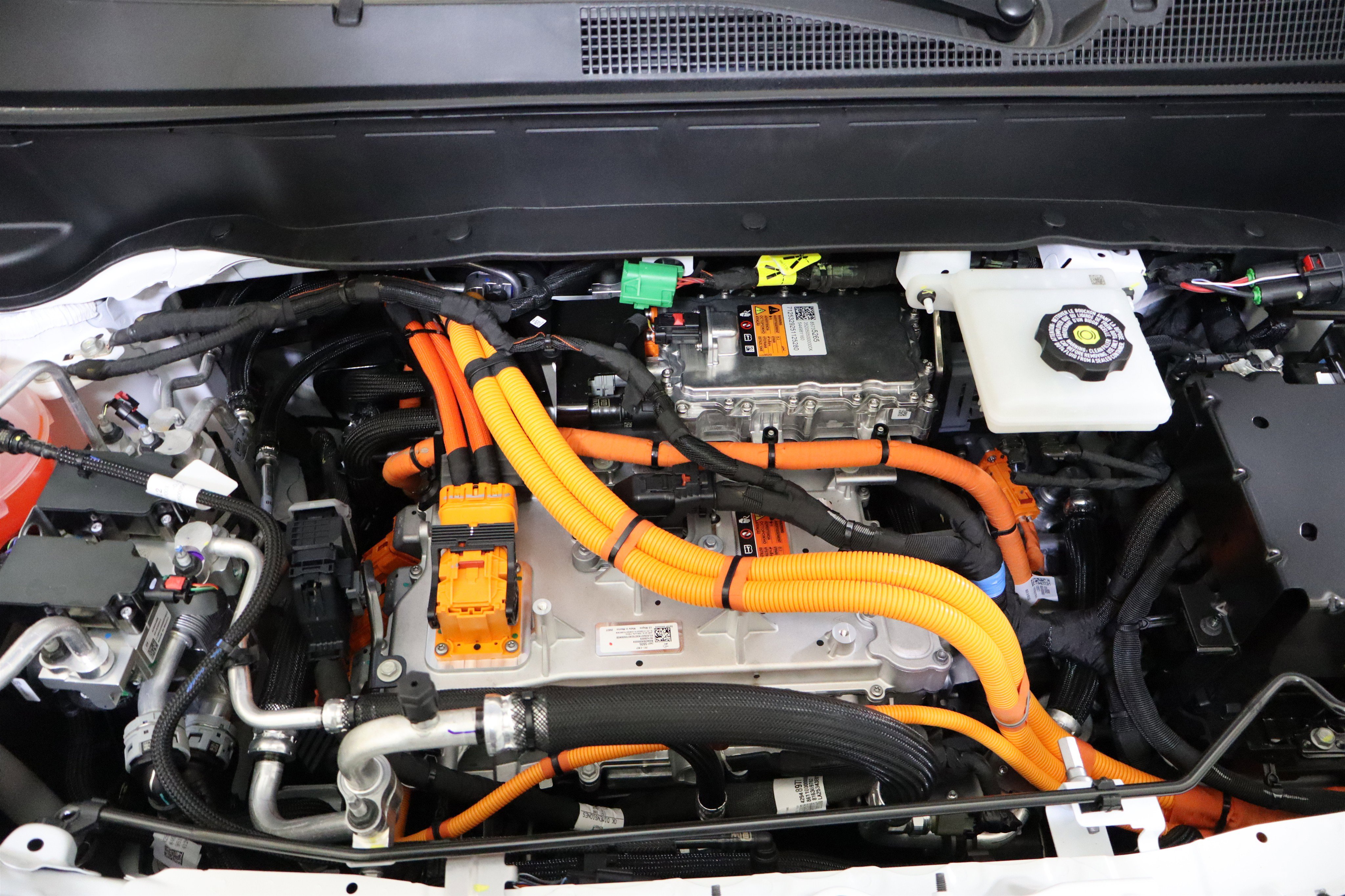 New 2027 Chevrolet Bolt LT w/ Comfort Package image 15