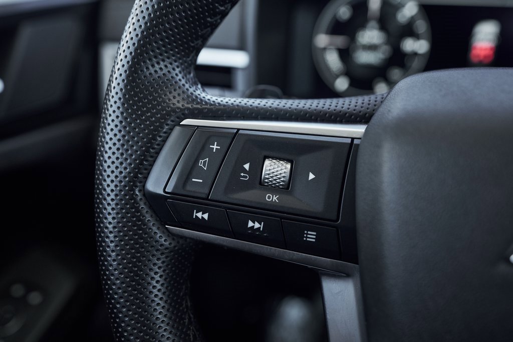 Used 2024 Mitsubishi Outlander Ralliart image 32