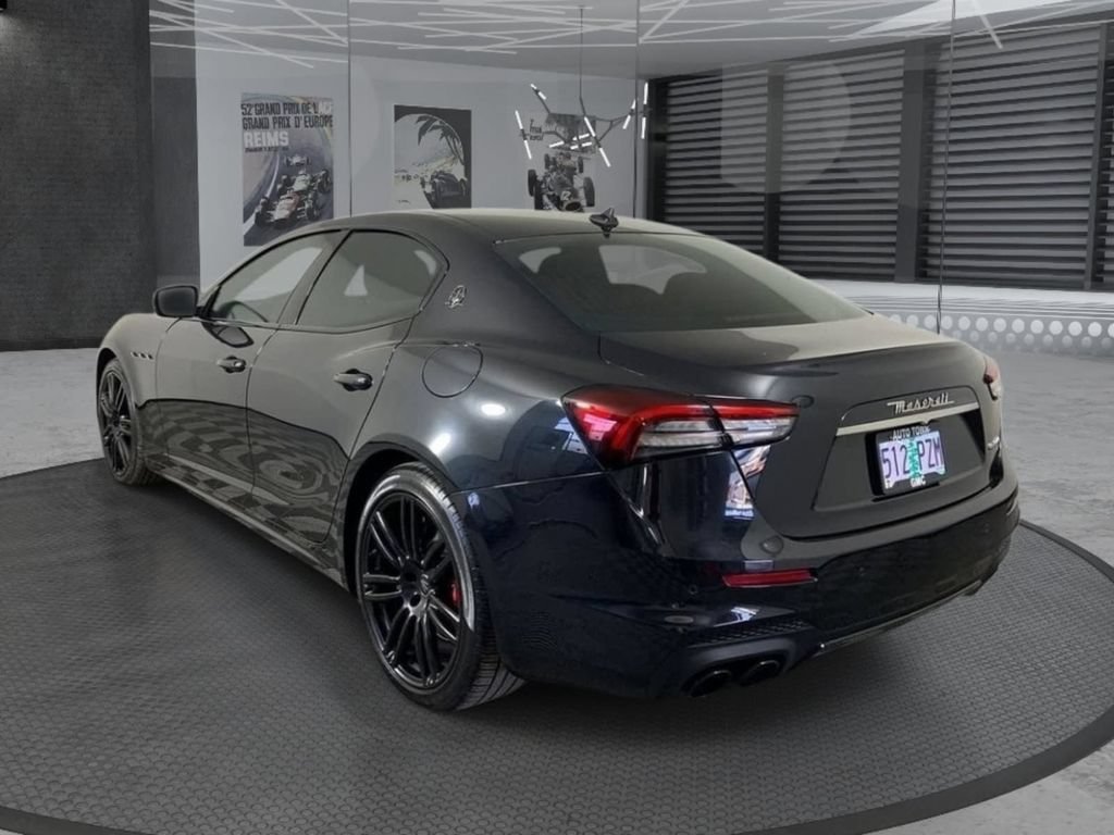 Used 2021 Maserati Ghibli RWD image 7