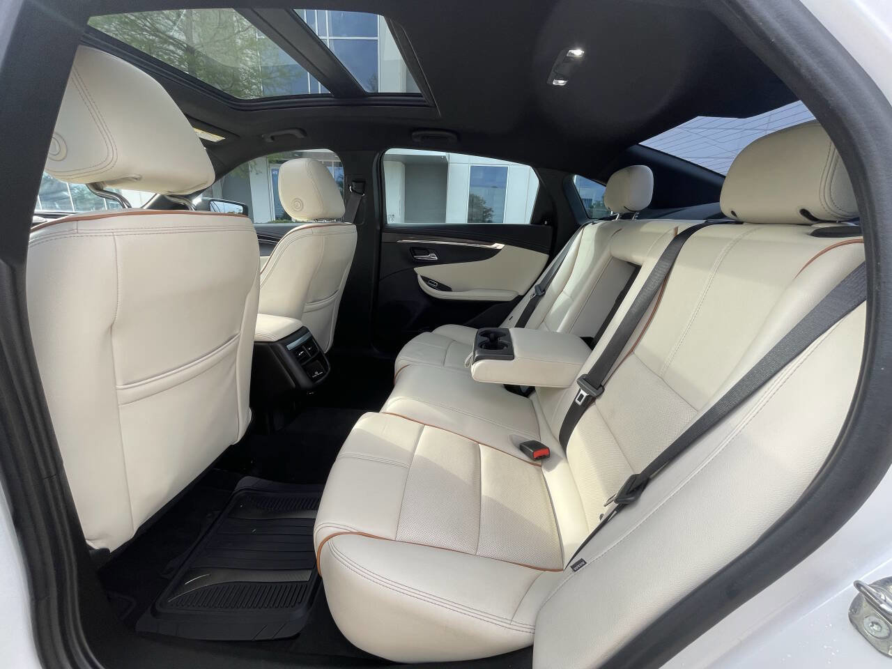 Used 2017 Chevrolet Impala Premier w/ Enhanced Convenience Package image 15