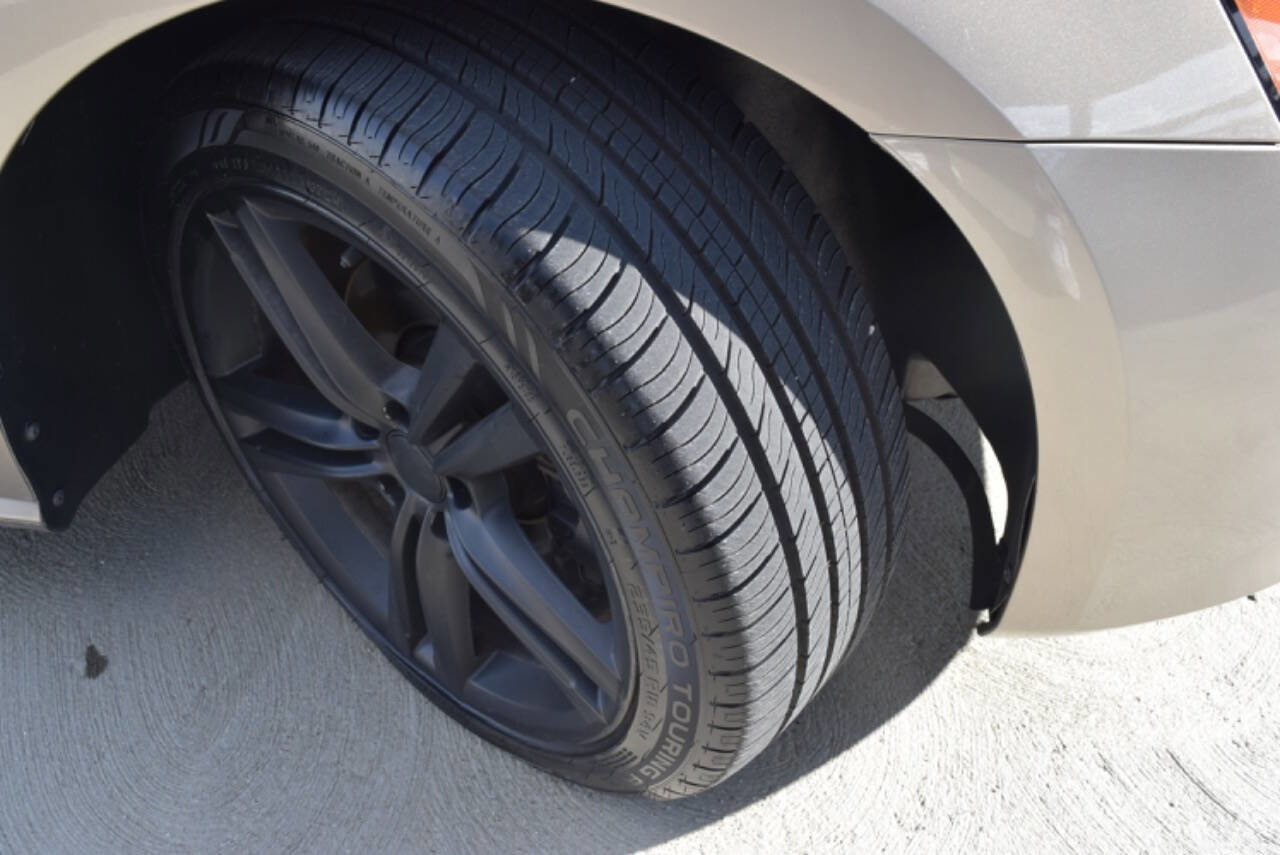 Used 2015 Volkswagen Passat TDI SE image 6