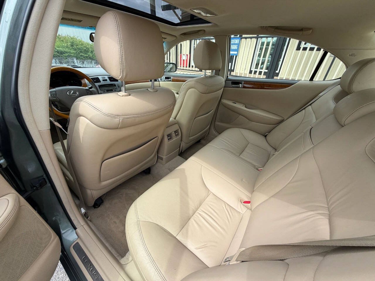 Used 2005 Lexus ES 330 w/ Preferred Accessory Pkg FWD image 17