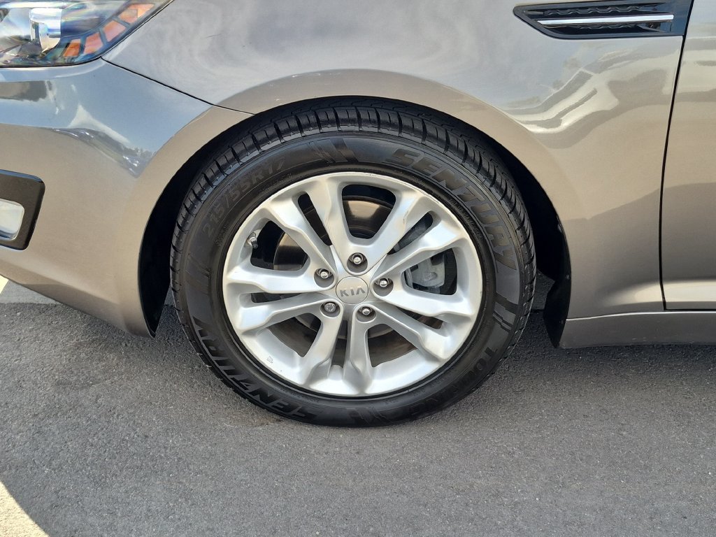 Used 2013 Kia Optima EX w/ Premium Pkg FWD image 30