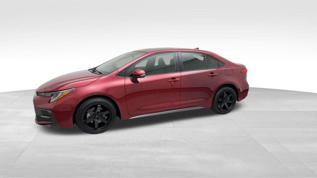 Used 2022 Toyota Corolla SE image 6