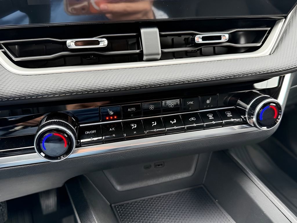 New 2026 Chevrolet Equinox LT image 25