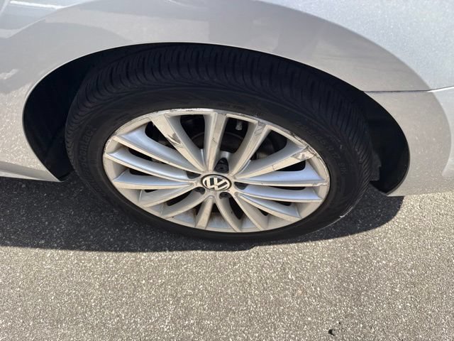 Used 2015 Volkswagen Jetta SE FWD image 6